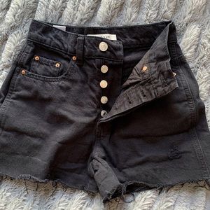 PacSun women’s baggy jean shorts